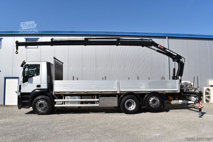 Avolava kuorma-auto IVECO Stralis 260S42 Brücke/Kran Hiab/Retarder