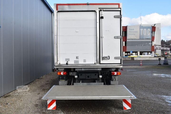 Caminhão frigorífico MERCEDES-BENZ Atego 1530 2-Zonen Tiefkühl Carrier LBW