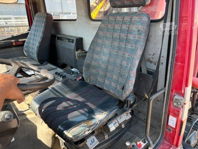 Kipper LKW MERCEDES-BENZ 1824 AK  Kipper Kran