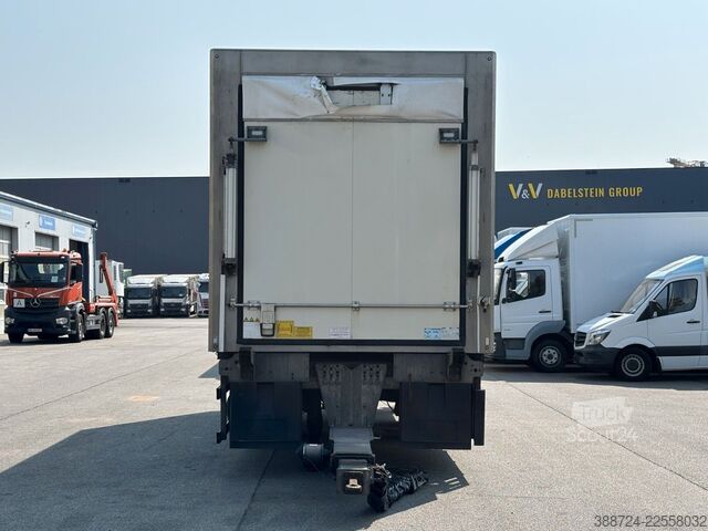 Hűtős pótkocsi ROHR RZAK/181V*Carrier Supra*Tandem*Durchladesystem*
