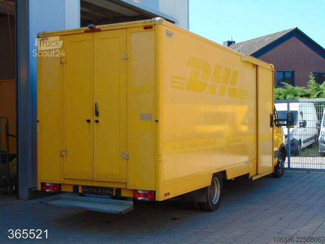 Vrachtwagen met bakwagen IVECO DAILY 50 C 15 Postkoffer REGALSYSTEM KAMERA