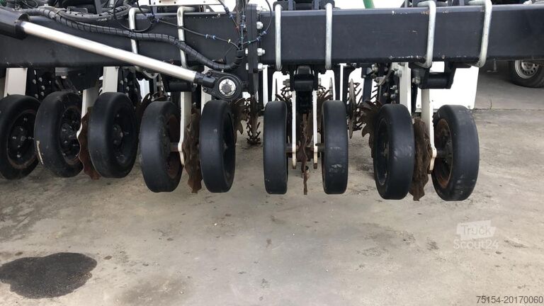 Kultywator polowy AGRISEM Agrisem StripTill SLY Stripcat II