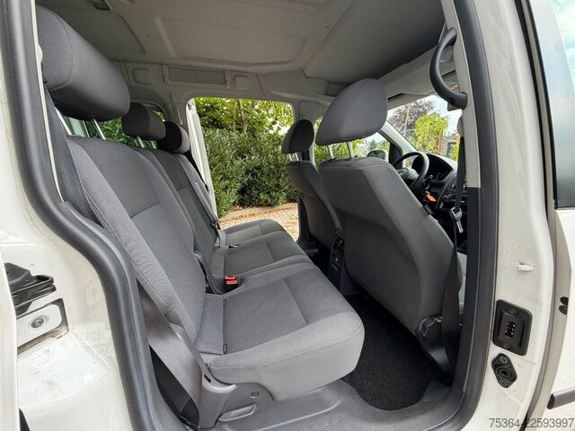 Microbuz VW Caddy Maxi 1.6 Tdi 5 Sitze Rollstuhlrampe Klima