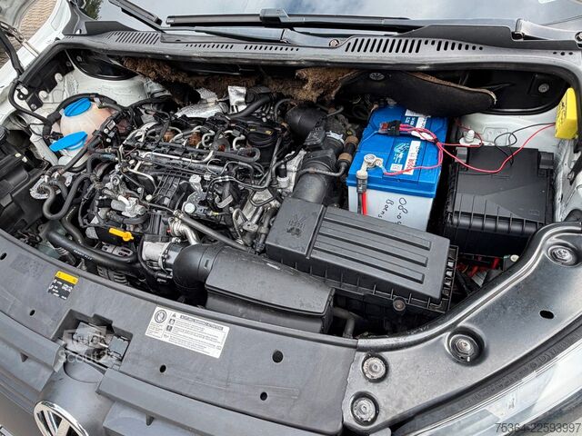 Microbuz VW Caddy Maxi 1.6 Tdi 5 Sitze Rollstuhlrampe Klima