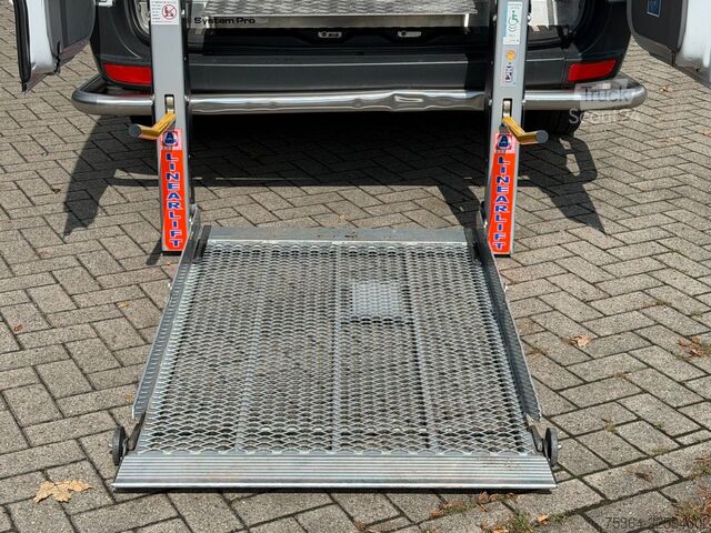 Microbuz MERCEDES-BENZ Sprinter 313 Cdi L2H2 Flex-i-Trans 9 Sitze+Lift