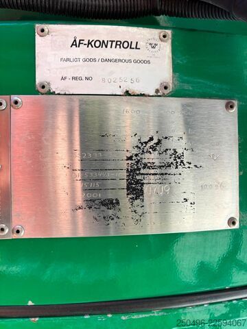 Camion aspirateur Scania P 124 6x2*4 ADR Rolba TANK 8000 l + 8000 l / VA...