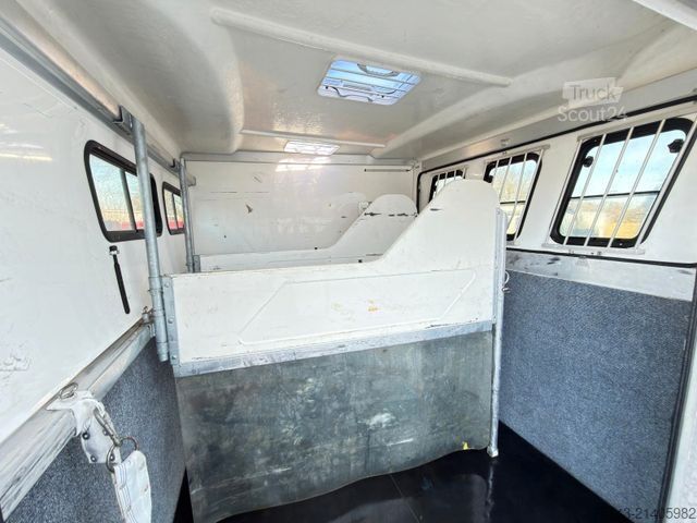 Atrelado de transporte de cavalos  ANKA  3,5t   Wohn. Dusche