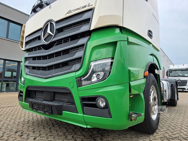 Standarta vilcējs MERCEDES-BENZ Actros 1846 | 6E | Retarder | Xenon | PTO
