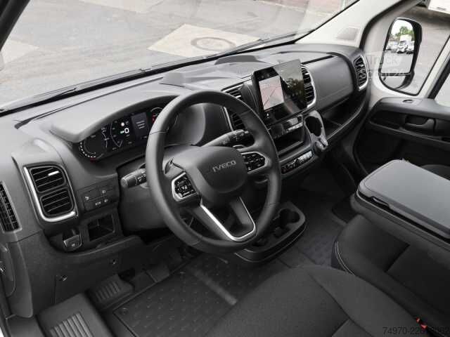 شاحنة بانل Iveco E SuperJolly J35F20EV