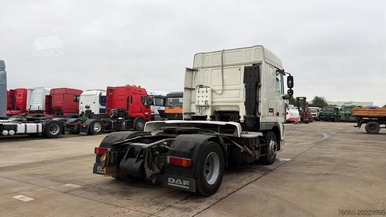 Tracteur standard DAF 105 XF 410 (BOITE MANUELLE / MANUAL GEARBOX)