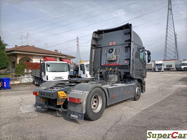 Yol traktörü Iveco STRALIS 440S46