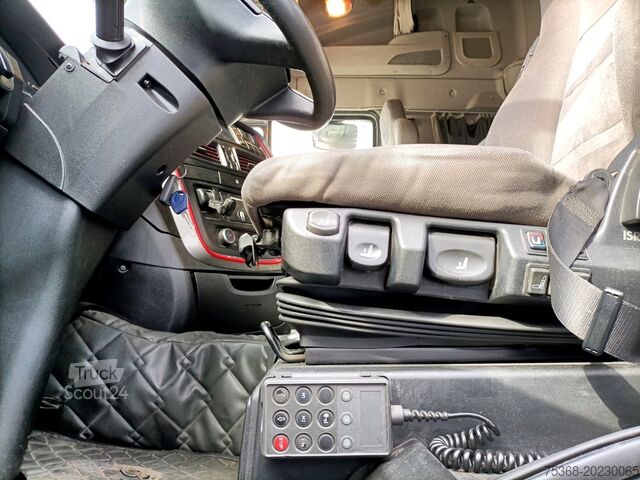Yol traktörü Iveco STRALIS 440S46