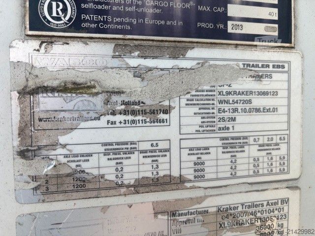 Sættevogn med walking floor KRAKER CF 200  92 cbm