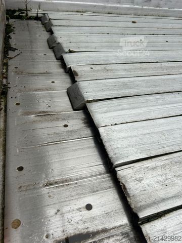 Sættevogn med walking floor KRAKER CF 200  92 cbm