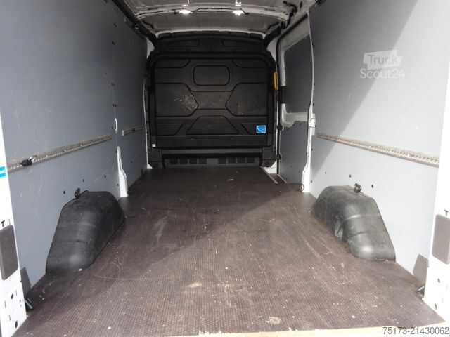 Fourgon surélevé FORD Transit Kasten 350 L3H2 Trend 130PS HA Express