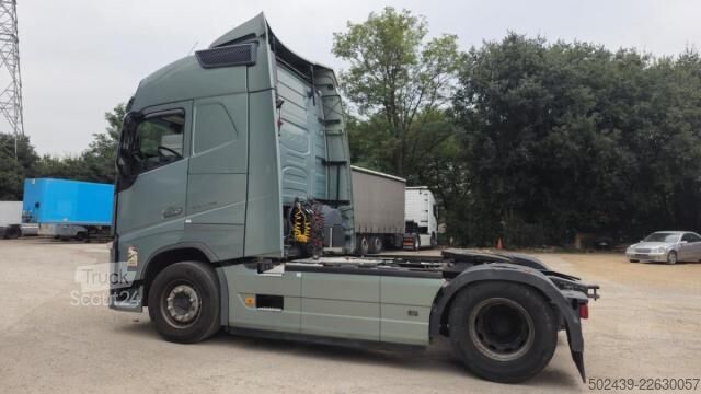 Стандартный седельный тягач Volvo FH 500