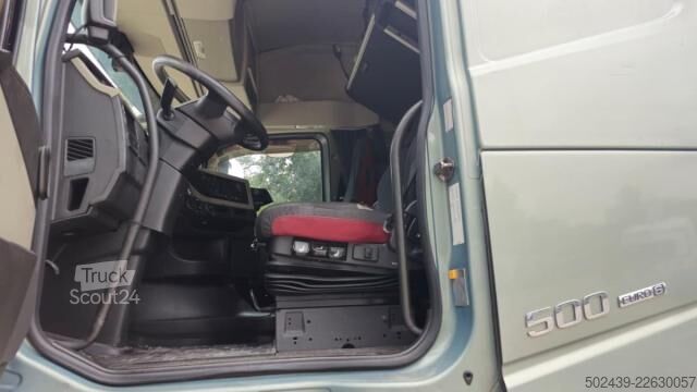 Стандартный седельный тягач Volvo FH 500