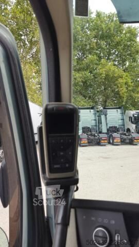 Стандартный седельный тягач Volvo FH 500
