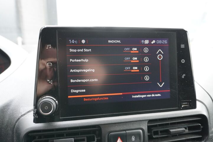 Break cu acoperiș înalt Peugeot Partner 1.2 PT 110PK Benzine! EURO 6 - Airco - ...