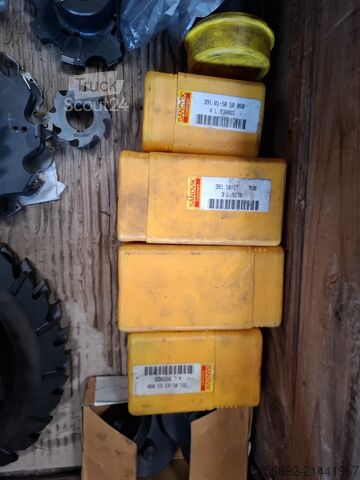 Dingemanse Trucks & Trailers Dingemanse Trucks & Trailers Dingemanse Trucks & Trailers