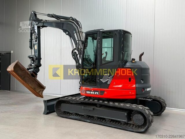 Міді-екскаватор Eurocomach ES 85 ZT Powertilt