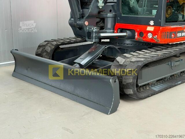 Midi ekskavatör Eurocomach ES 85 ZT Powertilt
