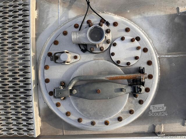 Véhicule utilitaire  Lindner & Fischer Tank-Anhänger TAH 185L