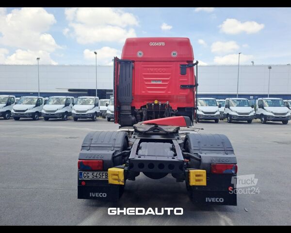 Standardni vlačilec IVECO TRATTORE STRADALE IVECO S-WAY 480 CON ADR