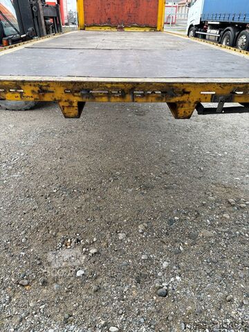 Değiştirilebilir gövde açık Krone BDF 7,45m Lochleiste Teleskopstützen