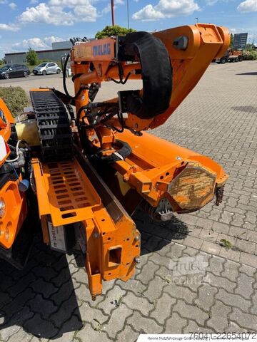 Annan Mercedes-Benz Unimog U 319
