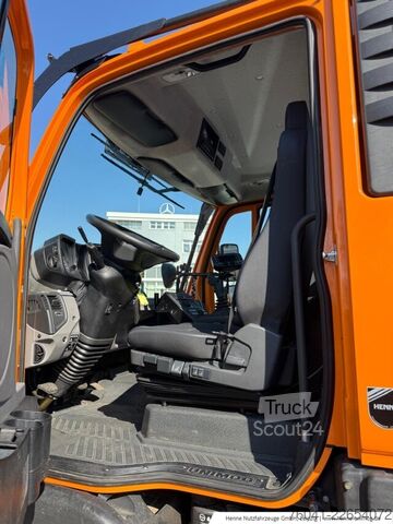 Annan Mercedes-Benz Unimog U 319
