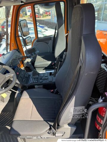Annan Mercedes-Benz Unimog U 319