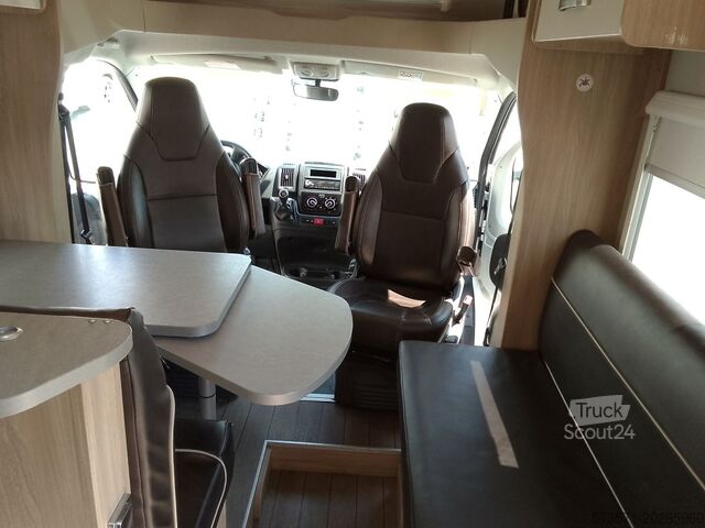 Teilintegriertes Wohnmobil Fiat Ducato Carasuite 650 MF Teilintegriert | Voll ausgestattet