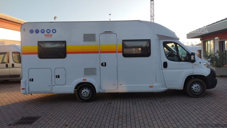 Teilintegriertes Wohnmobil Fiat Ducato Carasuite 650 MF Teilintegriert | Voll ausgestattet