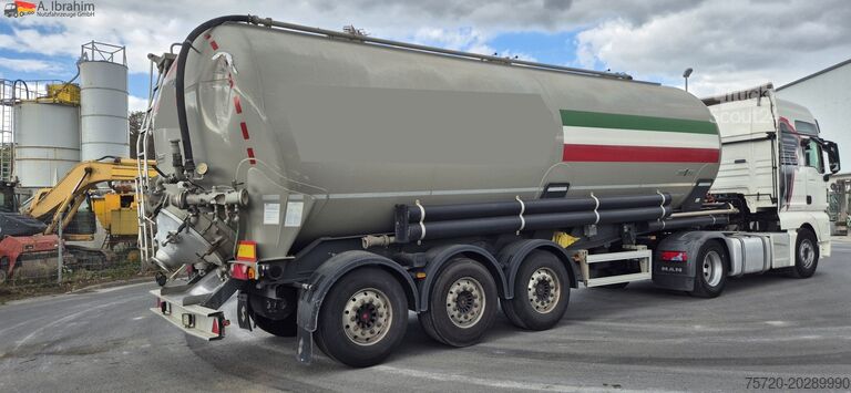Naczepa silos SPITZER SKL2745CAL leichter Anfahrschaden elektr. Pumpe