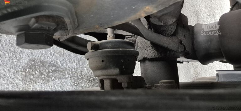 Naczepa silos SPITZER SKL2745CAL leichter Anfahrschaden elektr. Pumpe