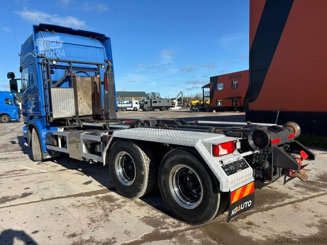 Koukkuvarsijärjestelmä Scania R 620 6x4 MULTILIFT 20 ton / L=5400 mm / RETARDER