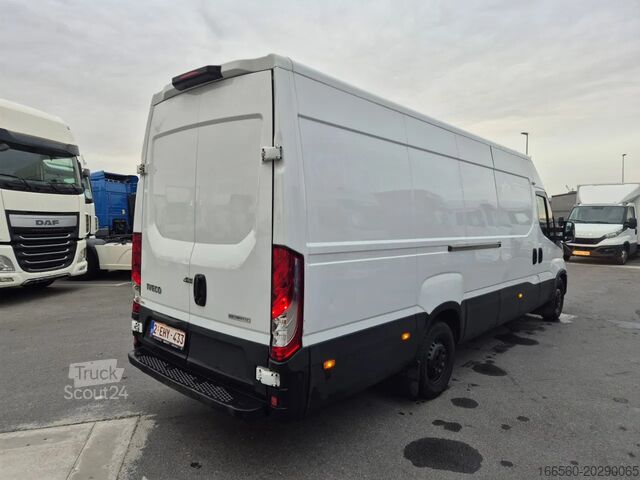 Van Iveco DAILY 35 S 16