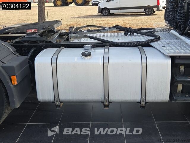 Standardowy ciągnik Iveco X-Way 510 4X2 Retarder Equipo Hidráulico Euro 6