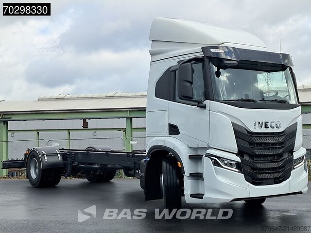 Chassis met cabine Iveco S-WAY 340 4X2 NEW! Chassis Automatic LED ACC Eu...