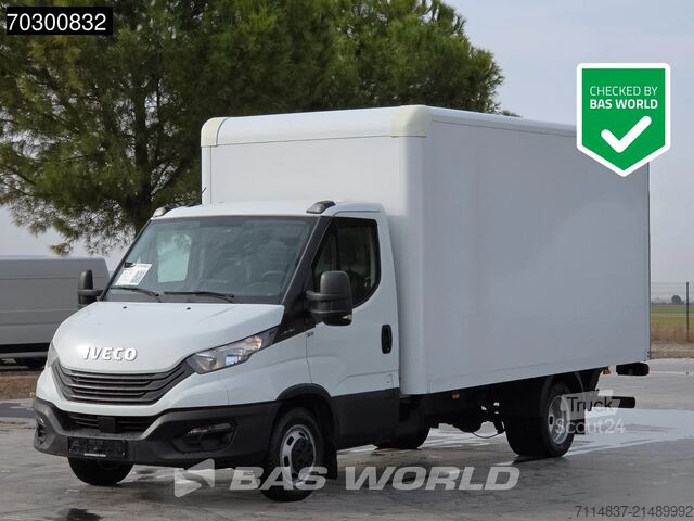 Closed box Iveco Daily 35C16 Camión de doble rueda con Plataform...