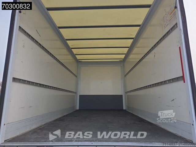Closed box Iveco Daily 35C16 Camión de doble rueda con Plataform...