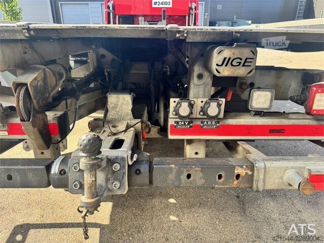 Pojazd do odzyskiwania danych Volvo FL Recovery Truck with Jige Body