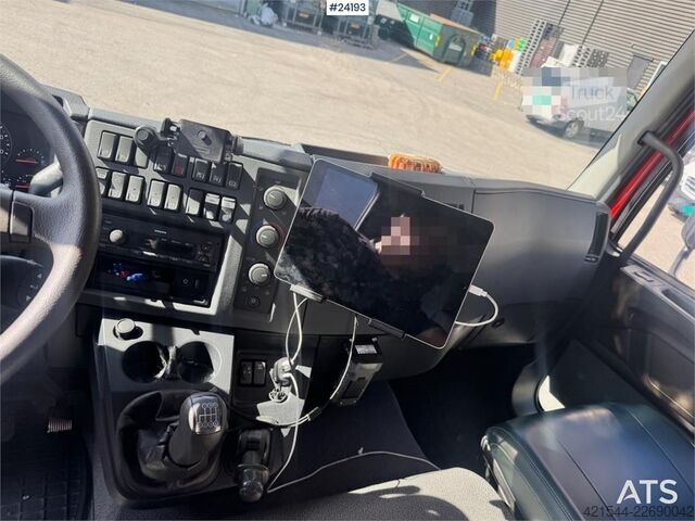 Pojazd do odzyskiwania danych Volvo FL Recovery Truck with Jige Body