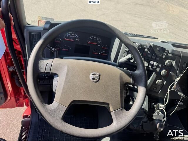 Pojazd do odzyskiwania danych Volvo FL Recovery Truck with Jige Body