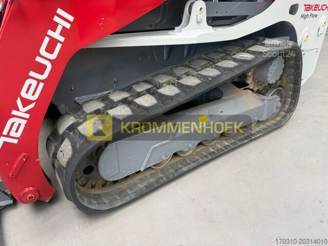 Kāpurķēžu iekrāvēji Takeuchi TL 12 V-2 High Flow | Airco