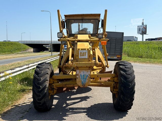 Yol greyderi Caterpillar 140H