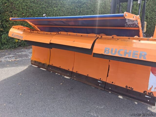 Erikoiskäyttöinen kuorma-auto Bucher Ramox 320 NGR
