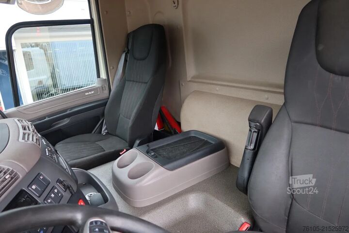 Refrigerated/freezer transport DAF CF 320 Koel/Vries + klep 2000 kg Carrier Silenc...