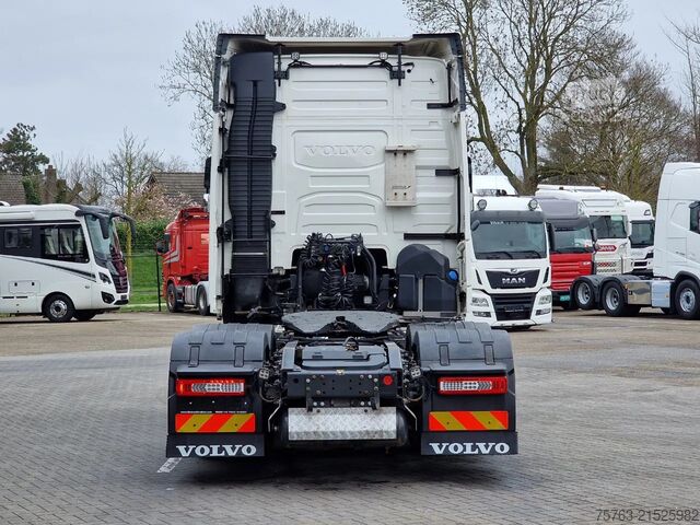 Standard-SZM Volvo FH 13.500 Globetrotter 6x2 - 3.00 WB - Steel/ai...
